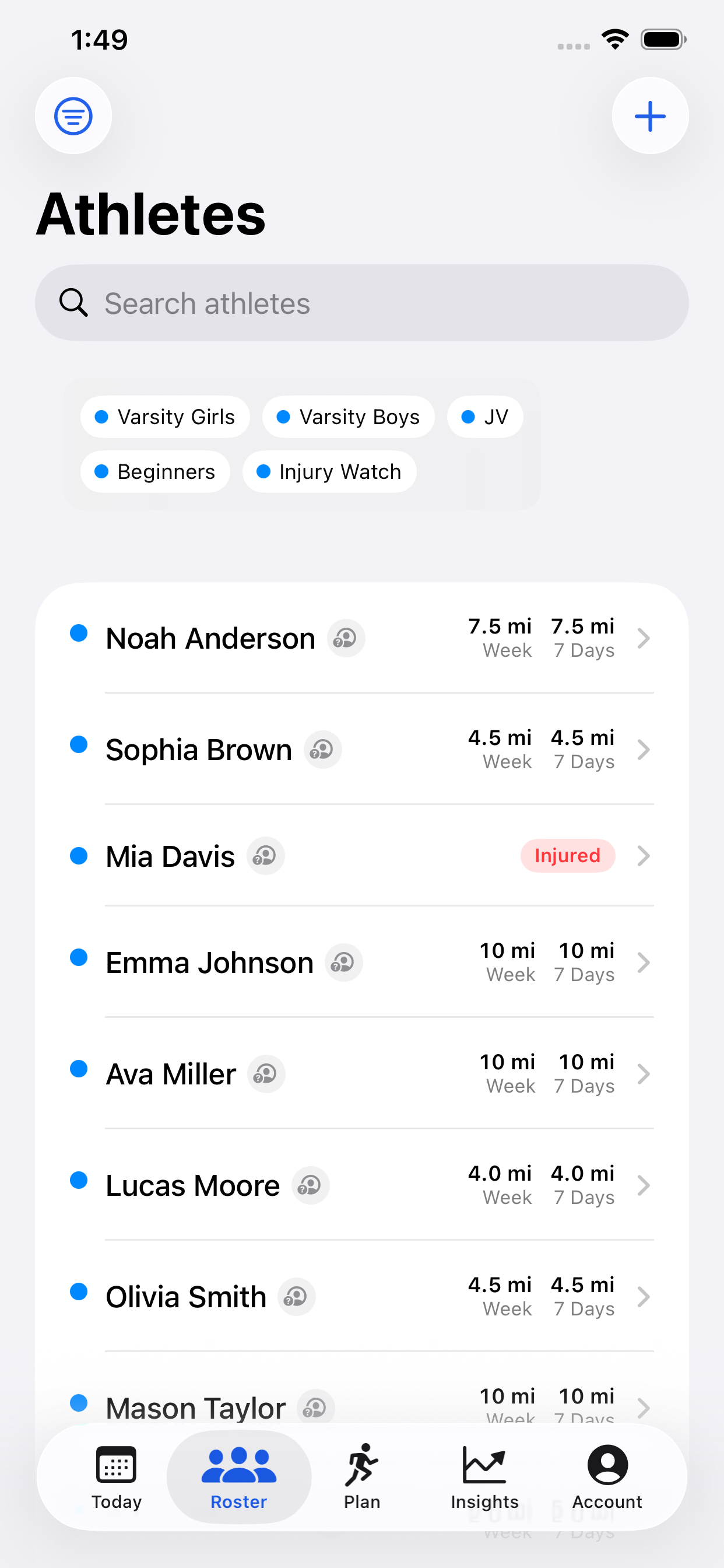 CoachSplit roster screen showing athletes, training groups, mileage, and status
